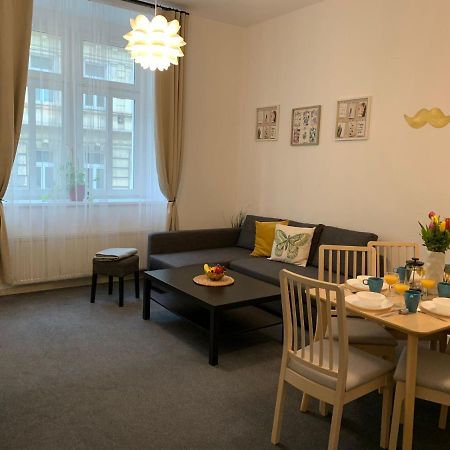 Little Tom Apartments Prague Luaran gambar